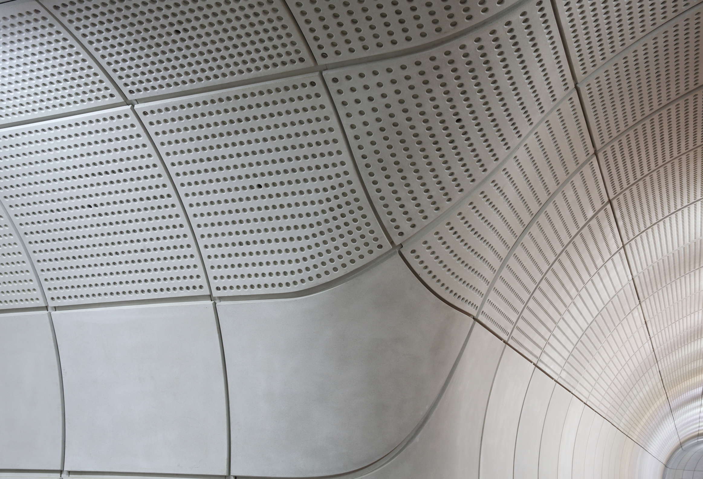 {{imageAltText(storage/images/Crossrail F04.JPG)}}